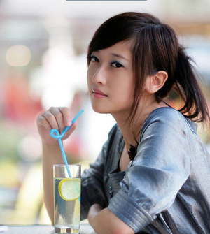 美国一面亲上边一面膜评价应用主界面